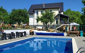 Pensiunea Casa Dacilor